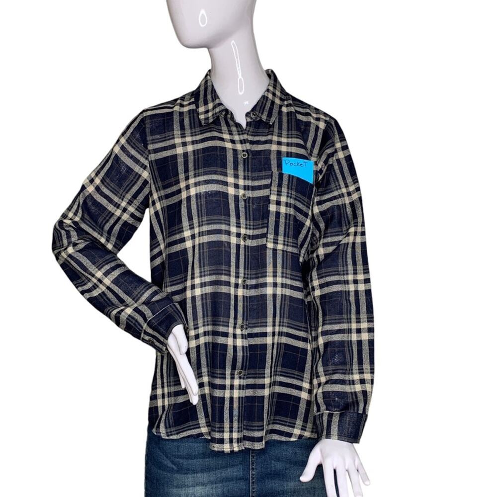 Mystree NWOT Shirt Long Sleeve Plaid Buttons Down One Front Pocket Size S